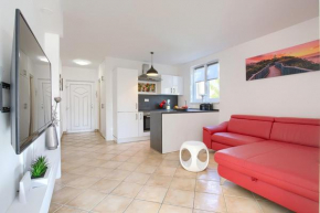 Sunny apartment near sea